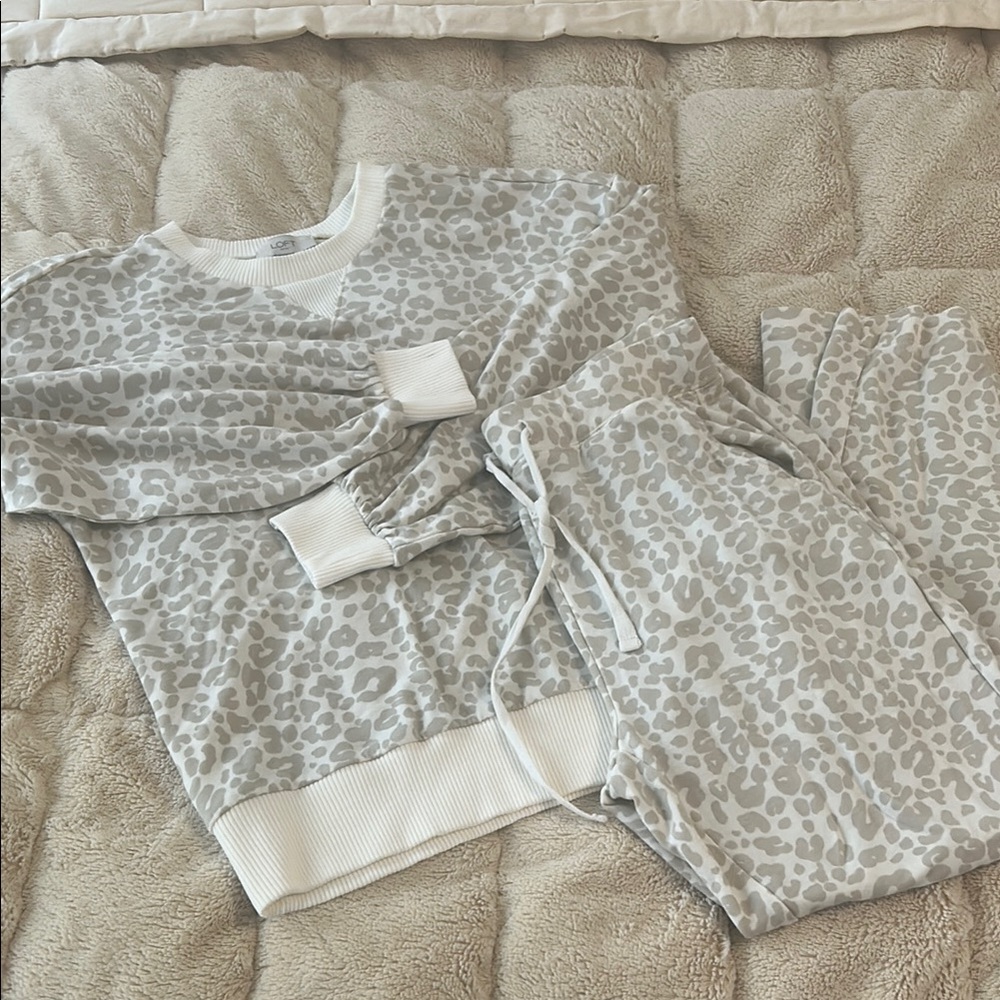 LOFT Leopard Print Lounge Set